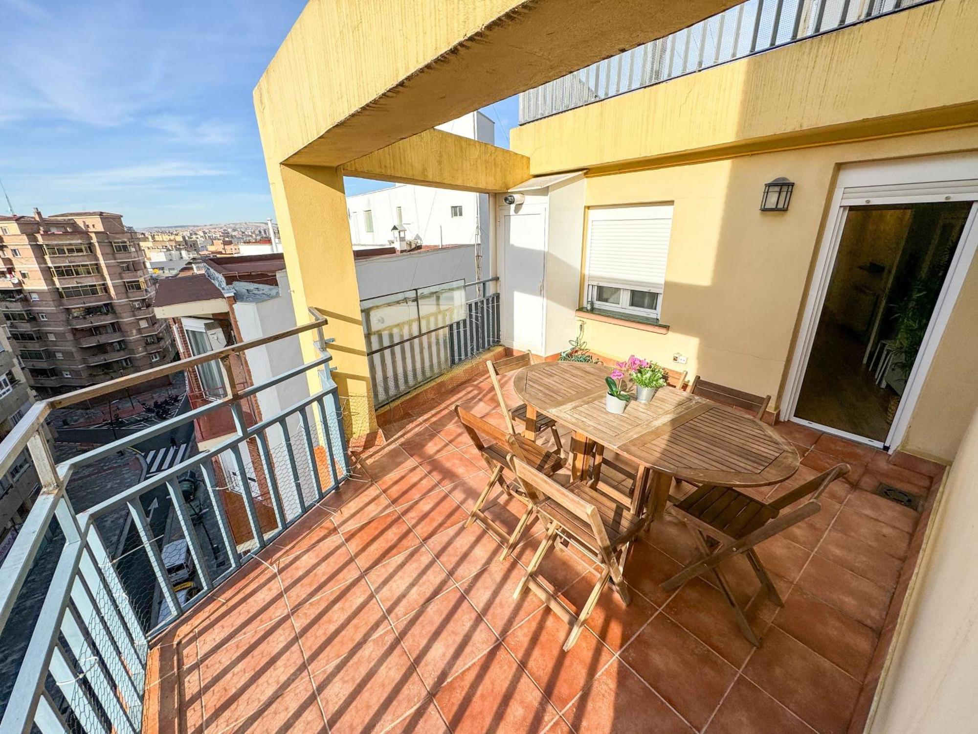 El Puente Del Pilar Comotucasa Zaragoza Ngoại thất bức ảnh